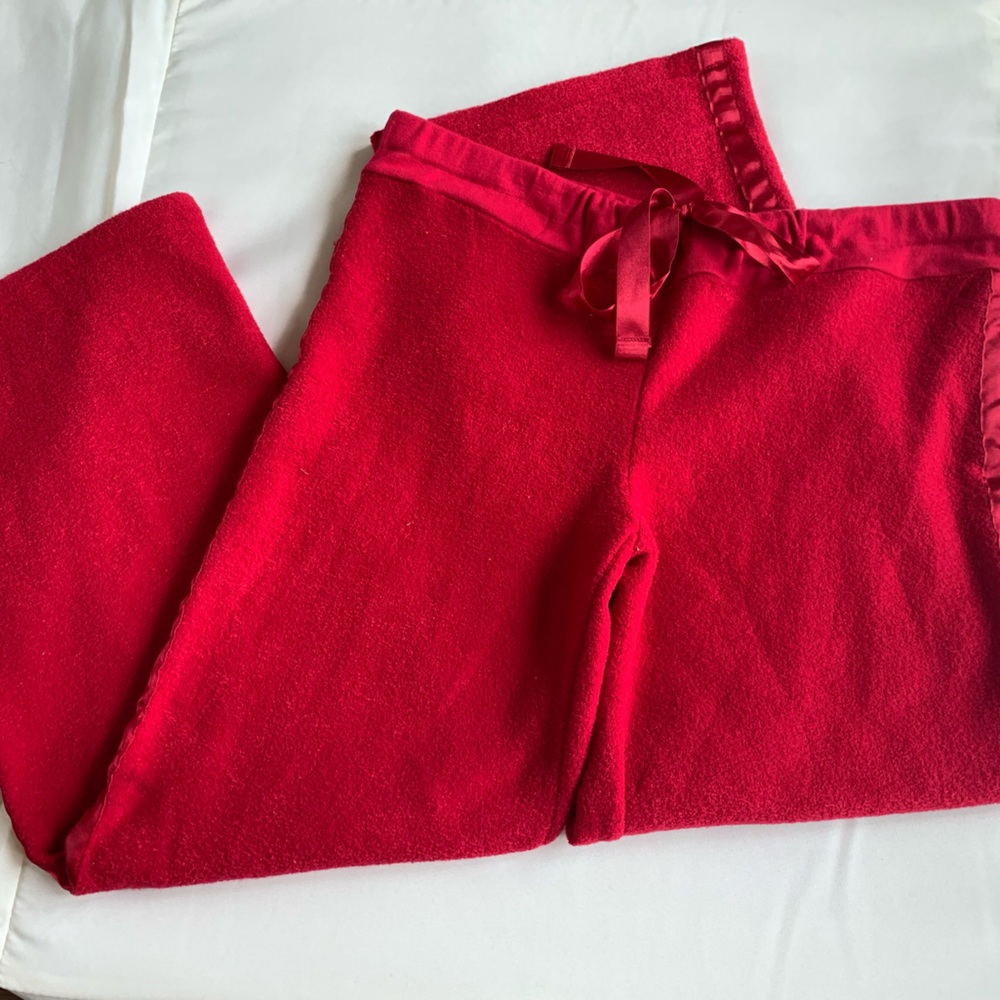 JLO by Jennifer Lopez red satin striped pjs bottom lounge pants capri Size M